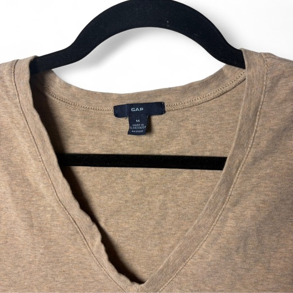 GAP Tan V-Neck Sleeveless Vest Medium | Normcore Minimalist Staple Preppy - Picture 3 of 6